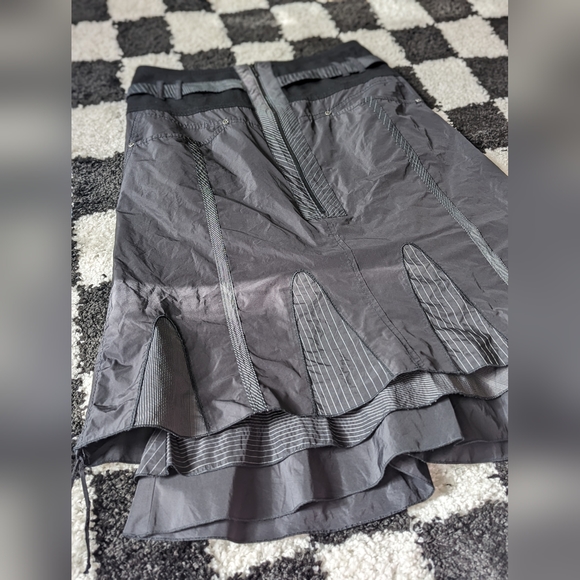 ❤️‍🔥STORE CLOSE THIS WEEK😱 Steilman unique design frilled A line Skirt - Picture 2 of 7